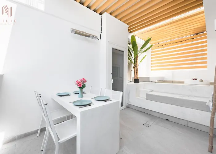 Skyhigh, Nilie Hospitality Mgmt Apartamento *